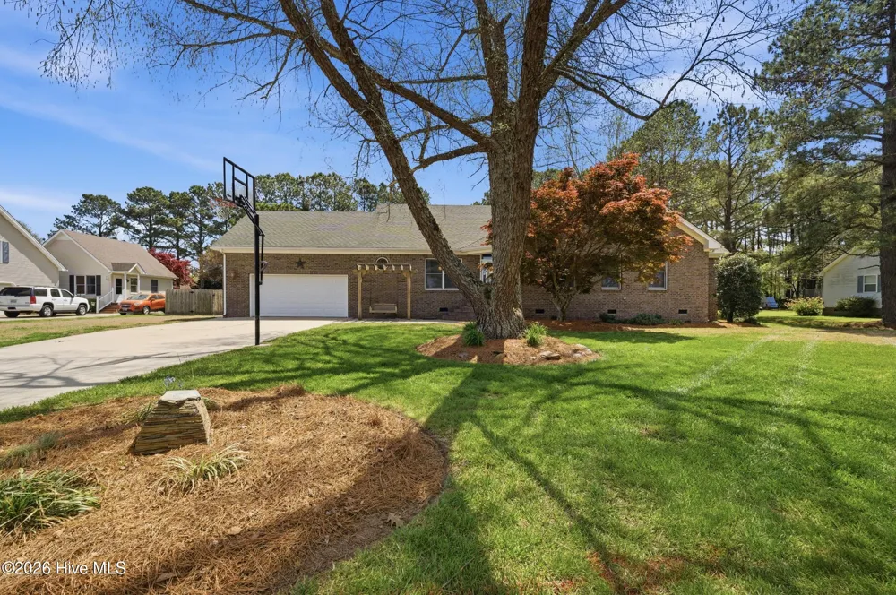 147 Point Boulevard Moyock, NC 27958