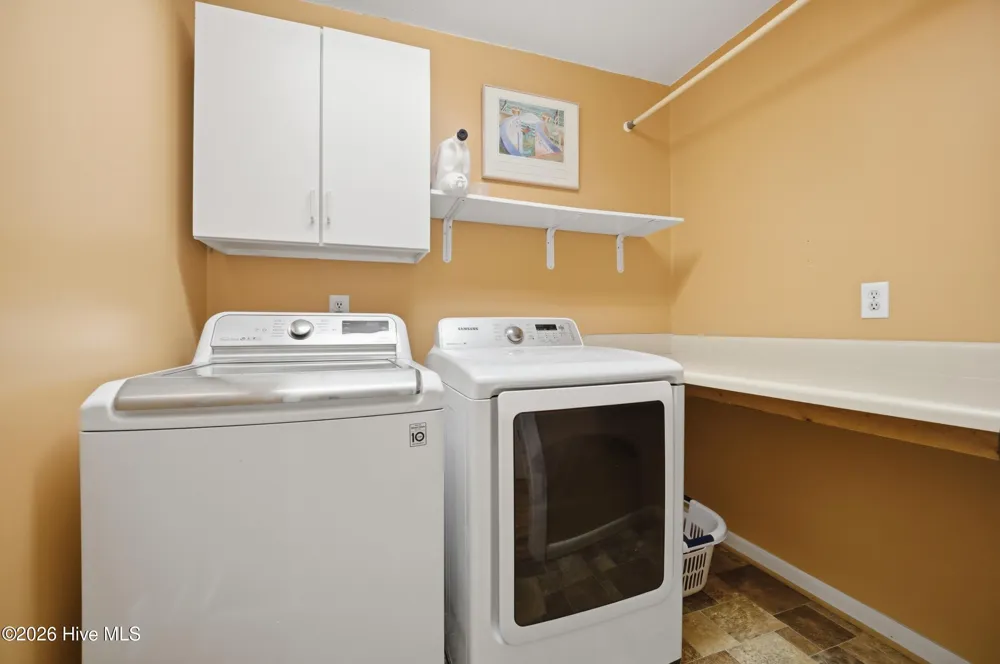 147 Point Boulevard Moyock, NC 27958