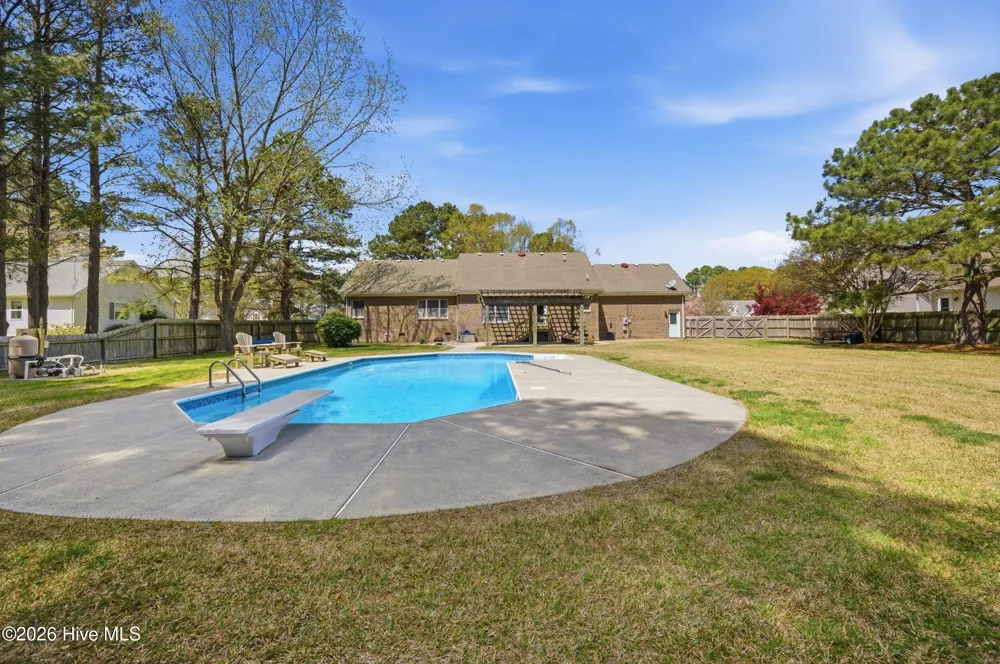 147 Point Boulevard Moyock, NC 27958