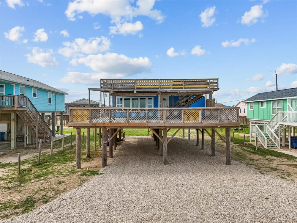 510 Beach Drive Surfside Beach, TX 77541