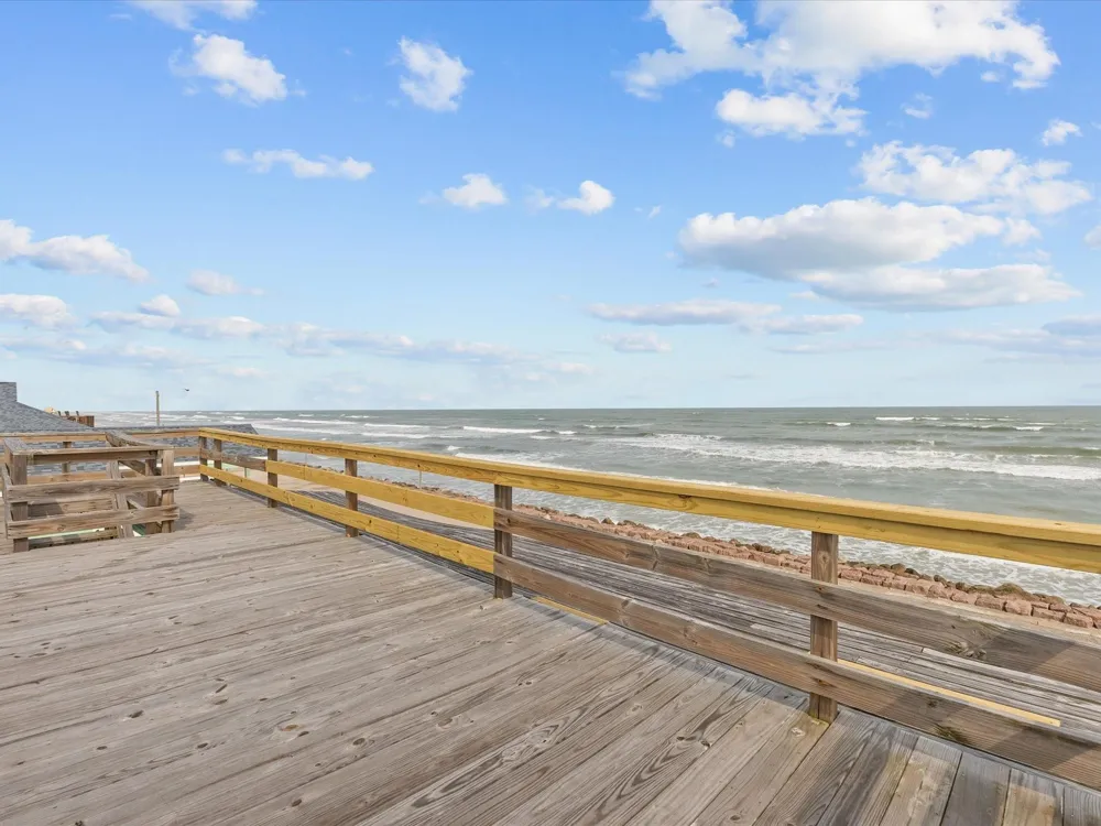 510 Beach Drive Surfside Beach, TX 77541