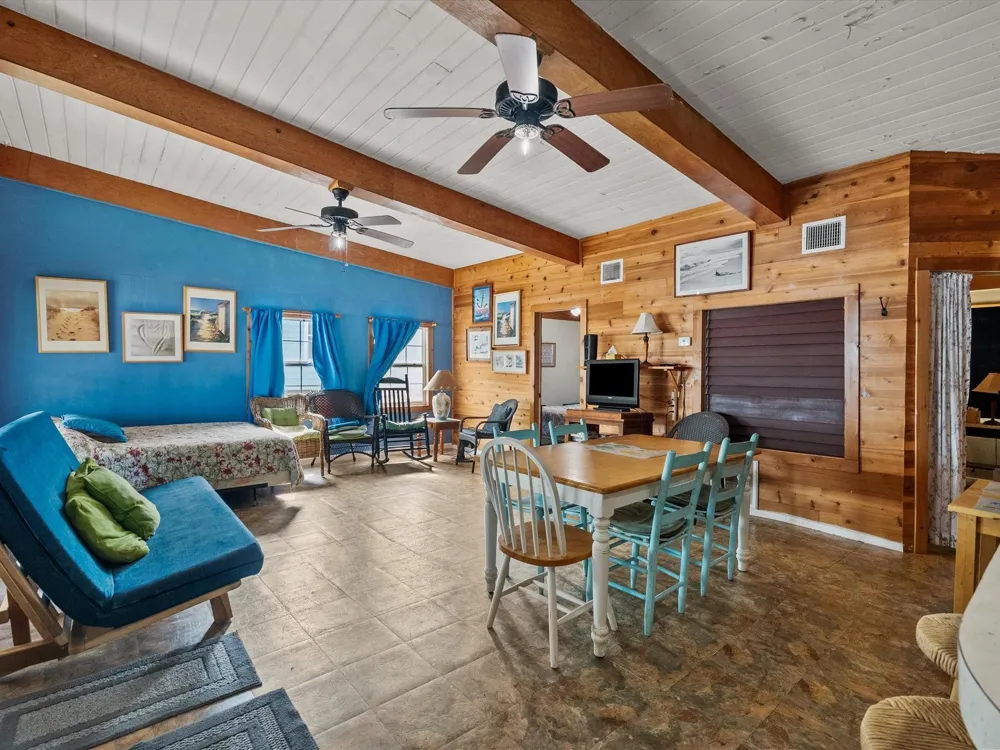 510 Beach Drive Surfside Beach, TX 77541