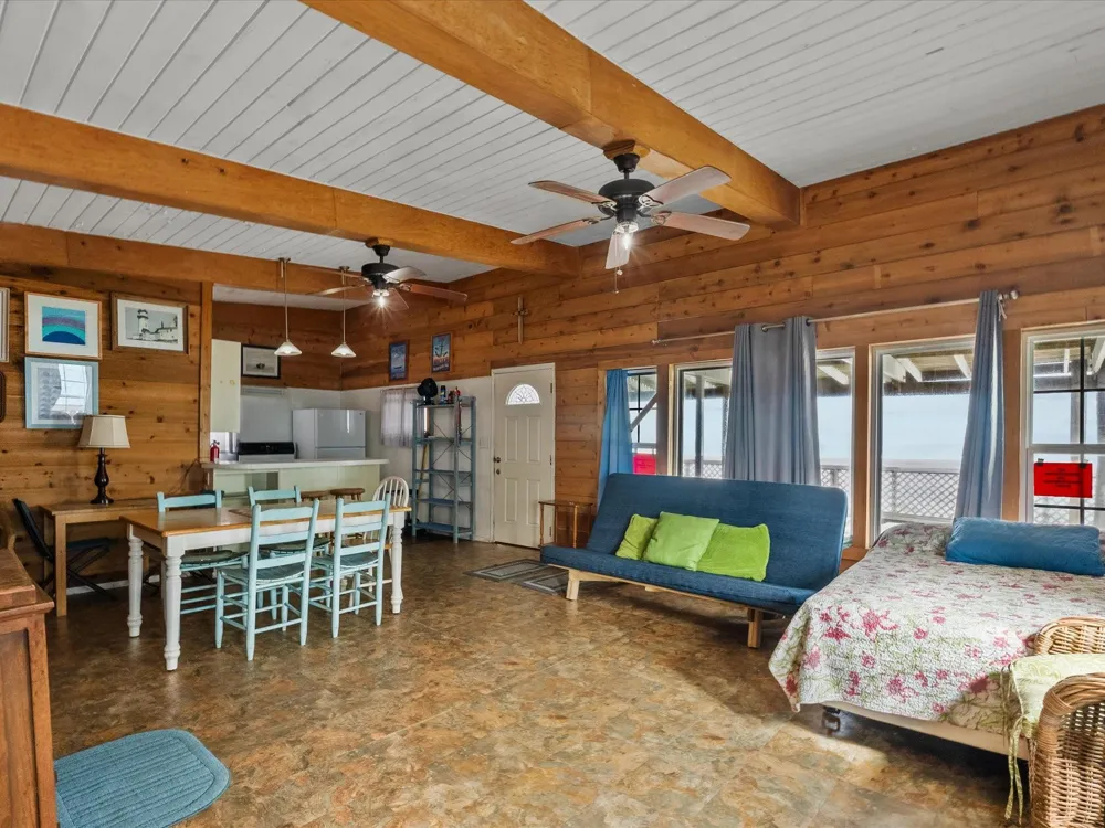 510 Beach Drive Surfside Beach, TX 77541