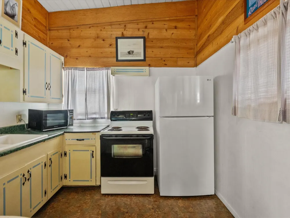 510 Beach Drive Surfside Beach, TX 77541