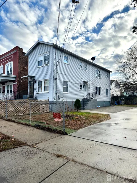 174 Suydam Street