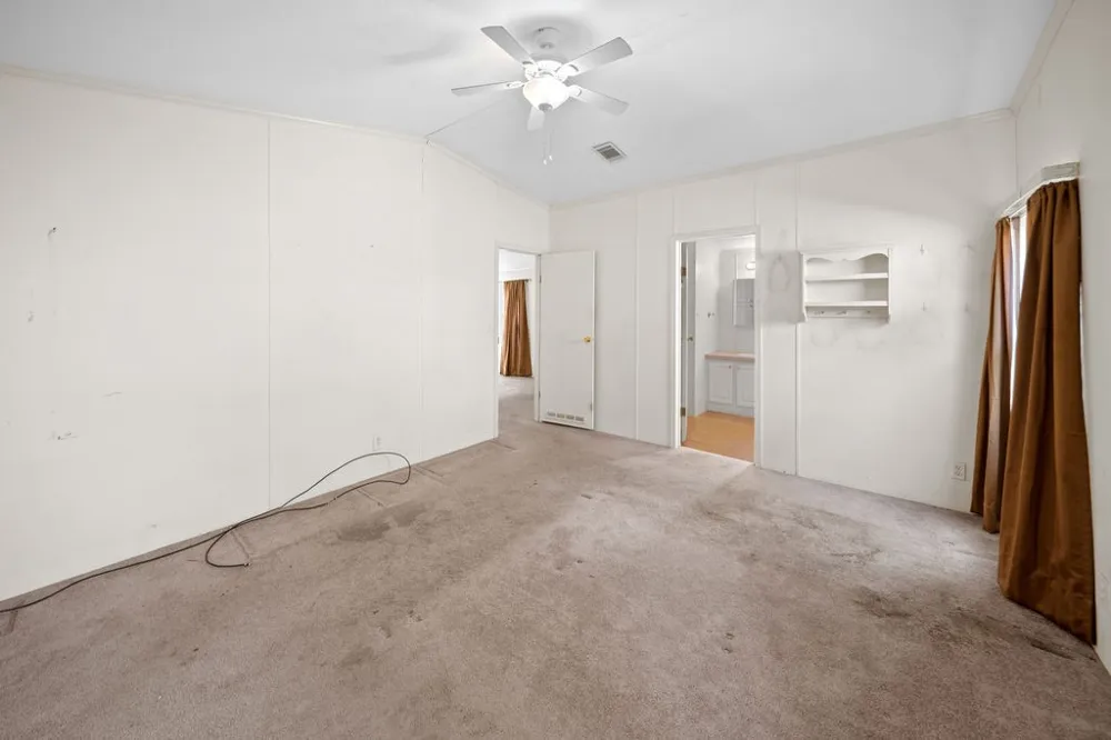 21133 Joe Paul Lane Chandler, TX 75758