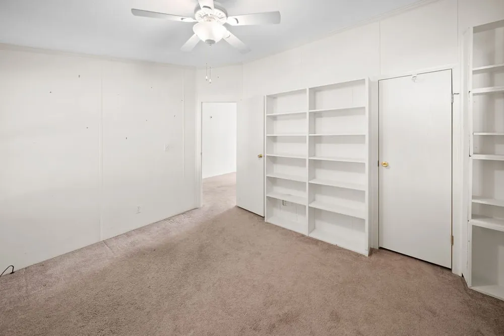 21133 Joe Paul Lane Chandler, TX 75758