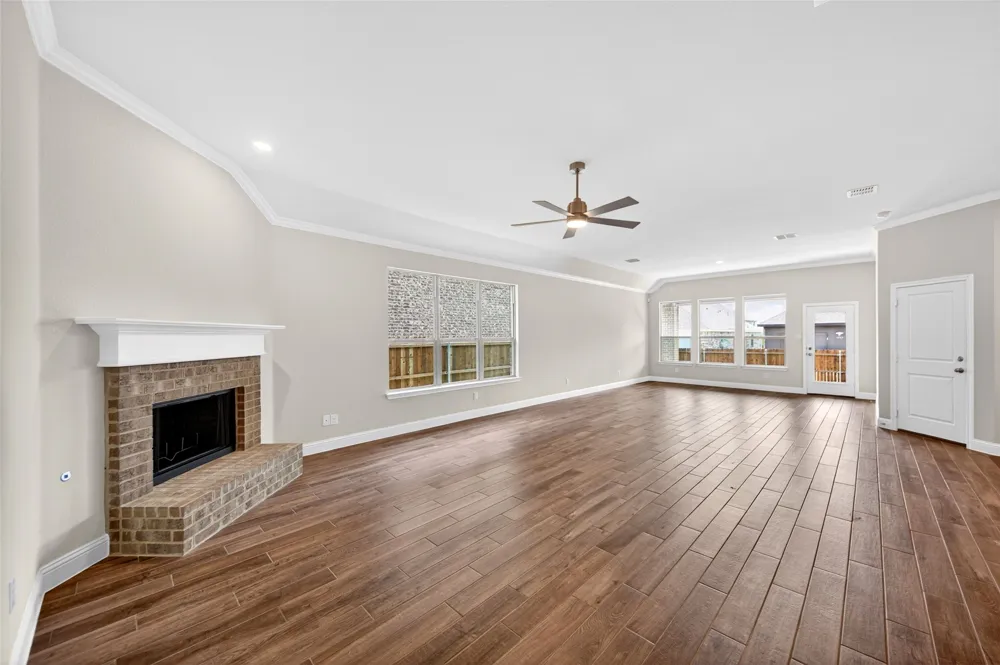 1513 PEGASUS DRIVE Lancaster, TX 75134