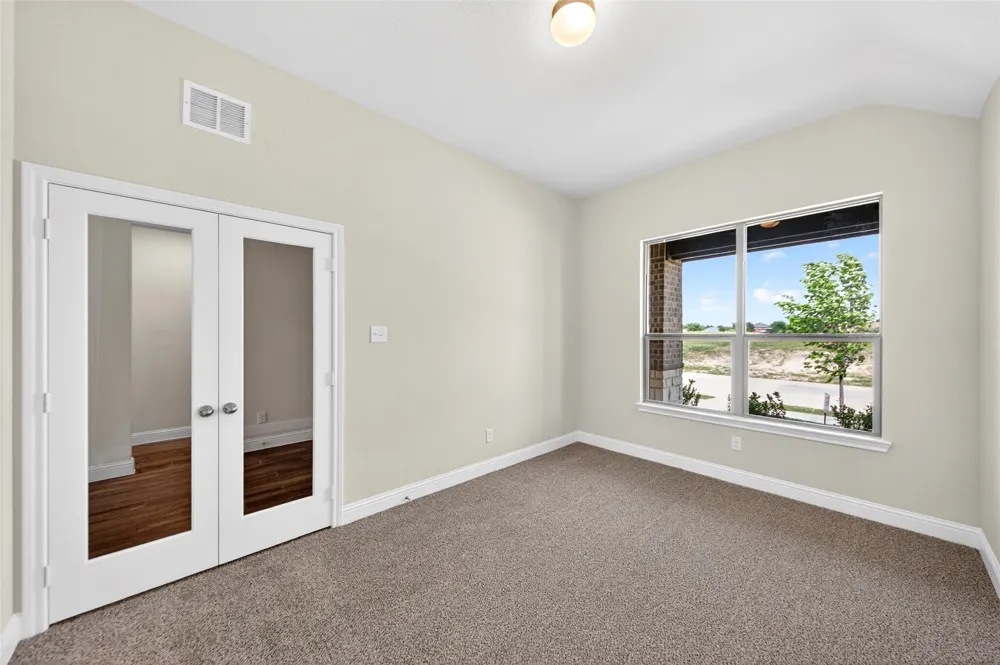 1513 PEGASUS DRIVE Lancaster, TX 75134