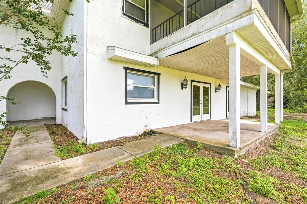 8731 LITHIA PINECREST ROAD Lithia, FL 33547