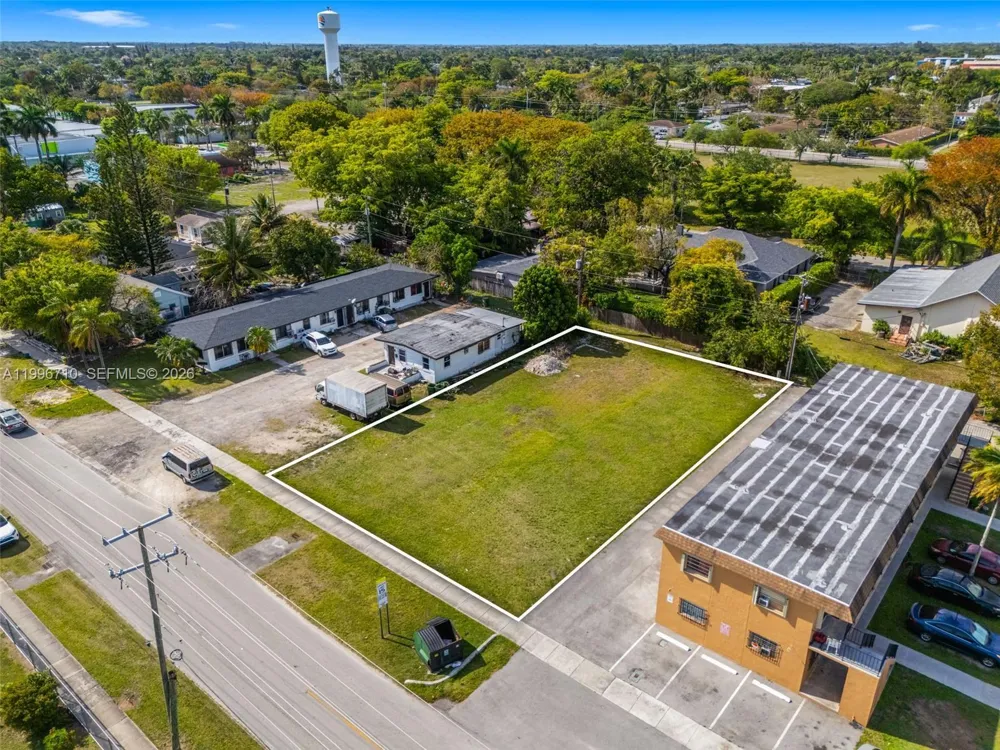 123 NW 6th St Homestead, FL 33030