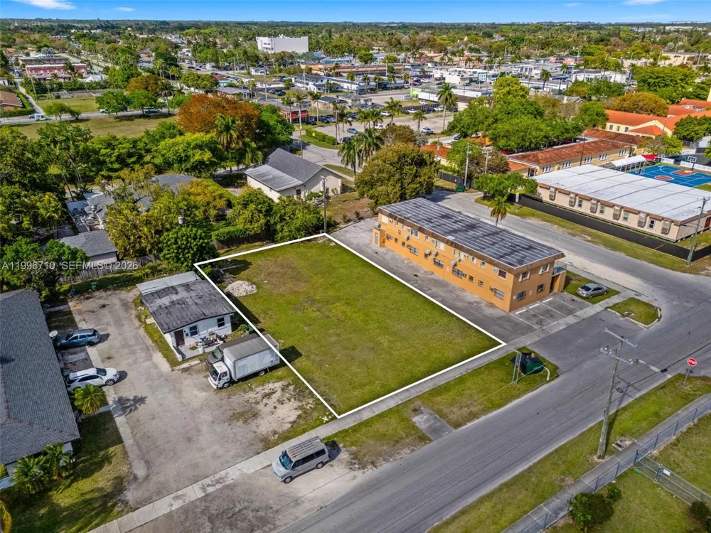 123 NW 6th St Homestead, FL 33030