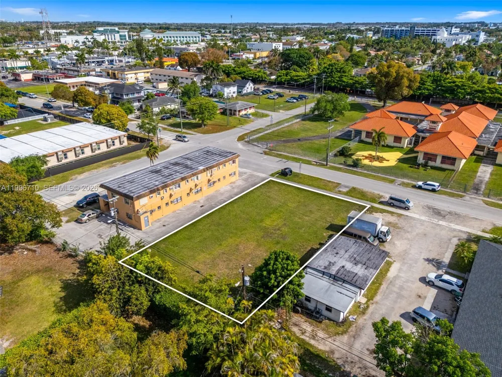 123 NW 6th St Homestead, FL 33030