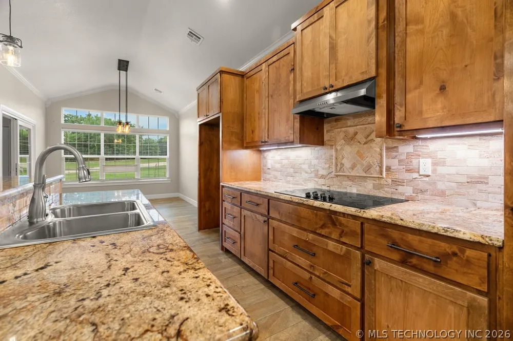 11703 Hidden Oak Circle Kingston, OK 73439