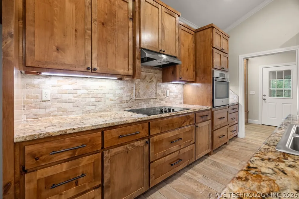 11703 Hidden Oak Circle Kingston, OK 73439