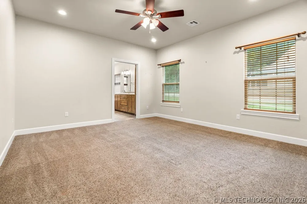 11703 Hidden Oak Circle Kingston, OK 73439
