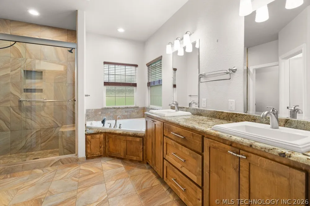11703 Hidden Oak Circle Kingston, OK 73439