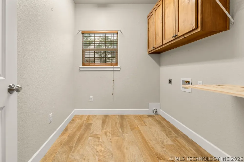 11703 Hidden Oak Circle Kingston, OK 73439