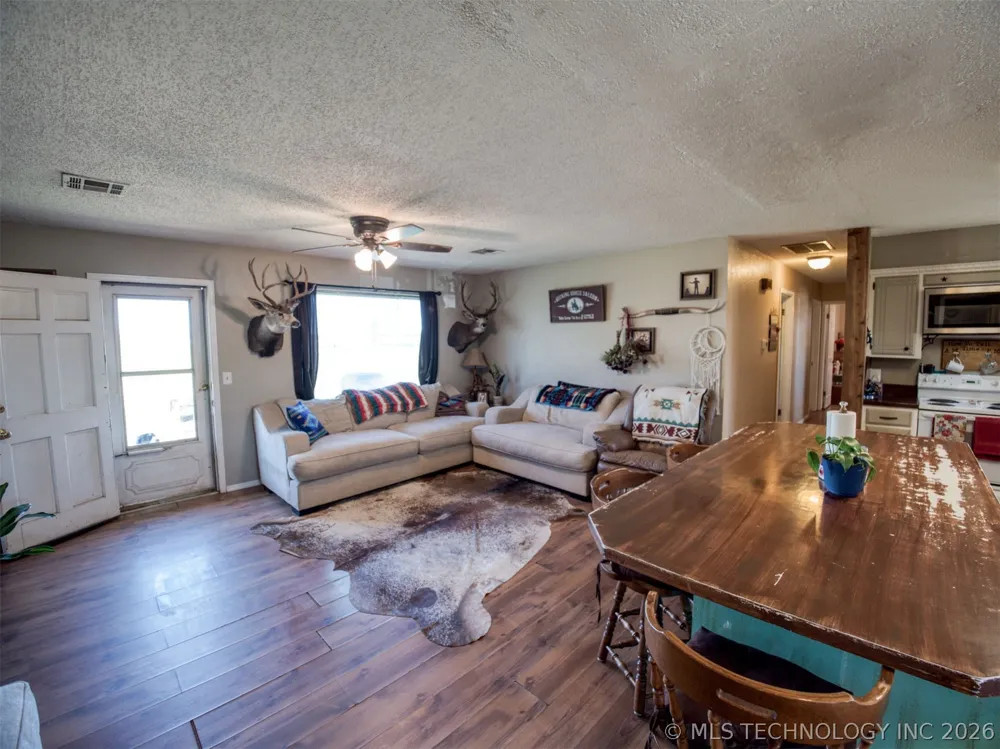22526 2860 ROAD Kingfisher, OK 73750