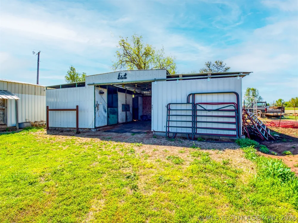 22526 2860 ROAD Kingfisher, OK 73750
