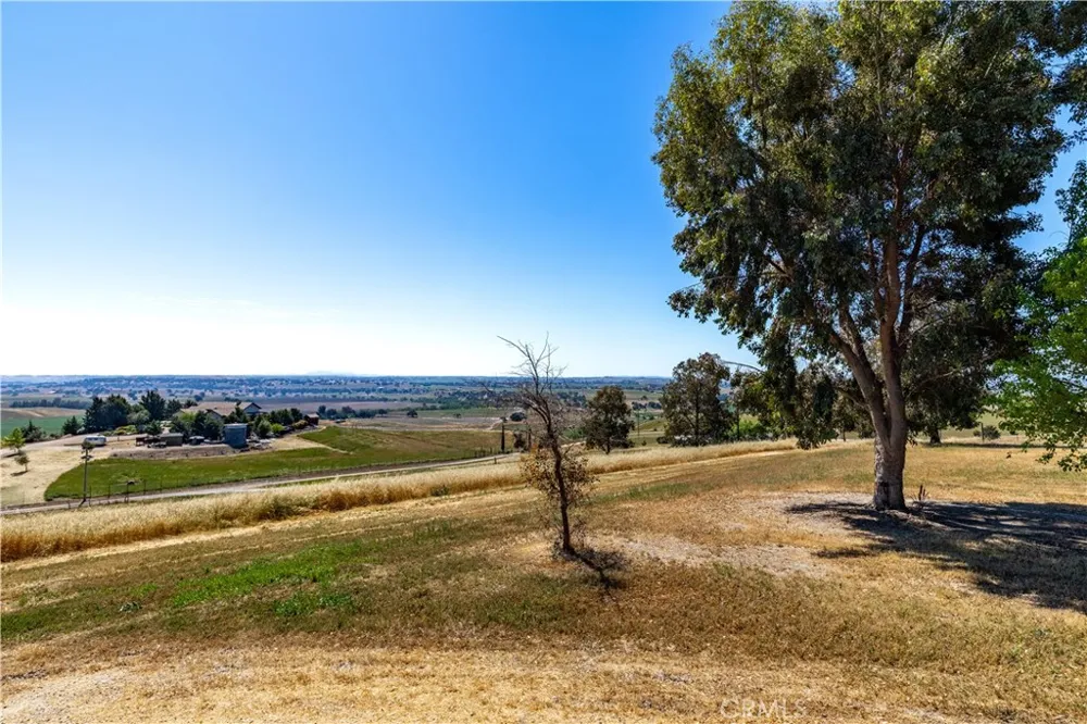 1876 Rancho Lomas Way San Miguel, CA 93451