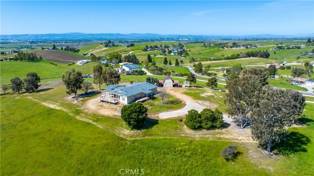 1876 Rancho Lomas Way San Miguel, CA 93451