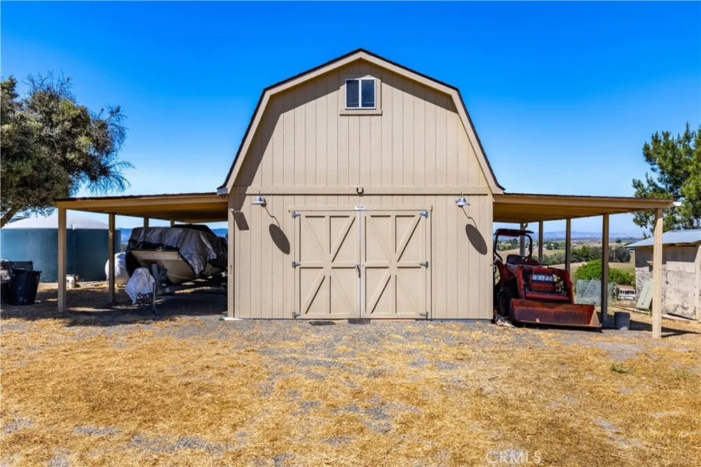 1876 Rancho Lomas Way San Miguel, CA 93451