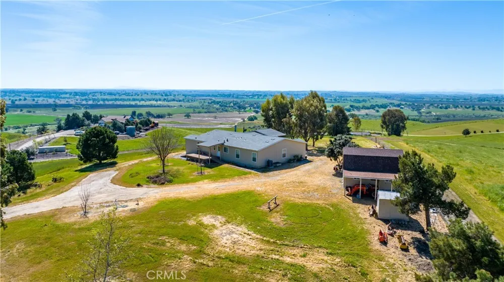 1876 Rancho Lomas Way San Miguel, CA 93451