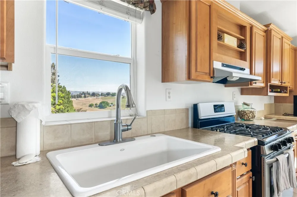 1876 Rancho Lomas Way San Miguel, CA 93451