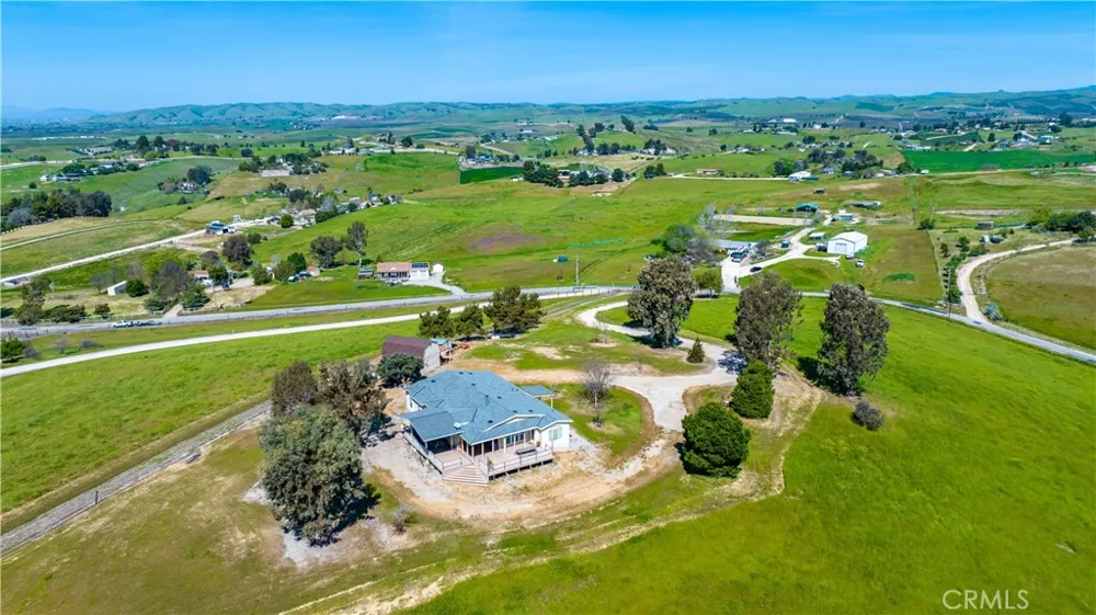 1876 Rancho Lomas Way San Miguel, CA 93451