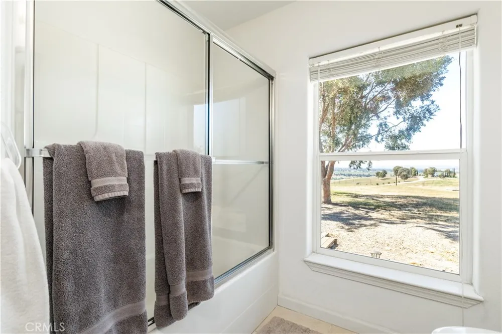 1876 Rancho Lomas Way San Miguel, CA 93451