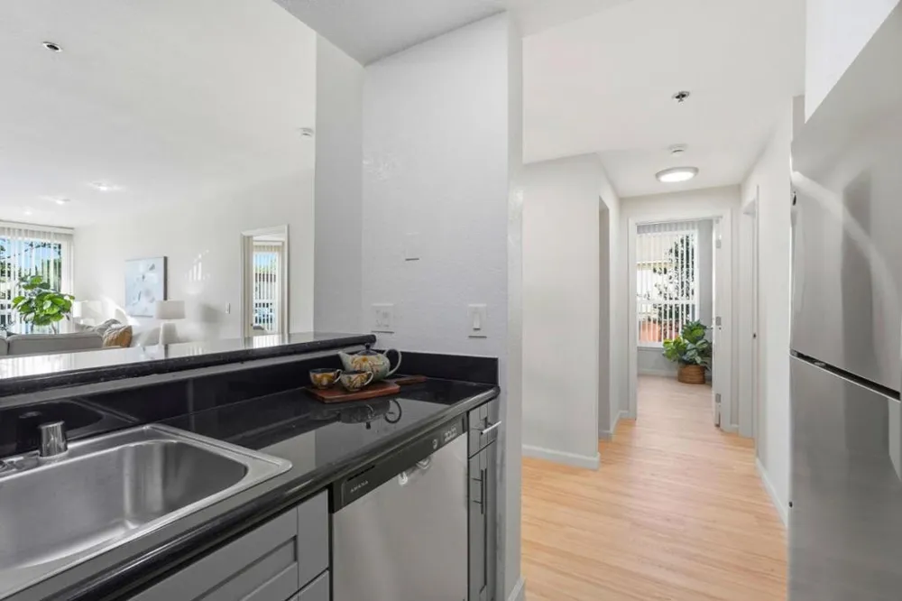 411 Park Avenue #105 San Jose, CA 95110