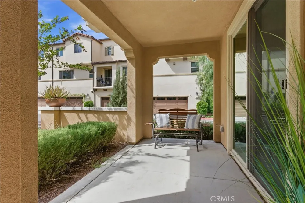 600 Shadowbrook Lake Forest, CA 92610