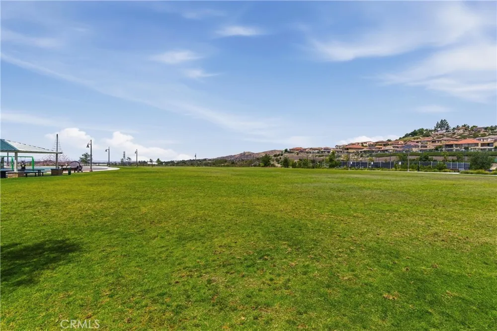 600 Shadowbrook Lake Forest, CA 92610