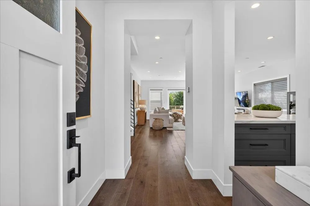 10200 Empire Avenue Cupertino, CA 95014