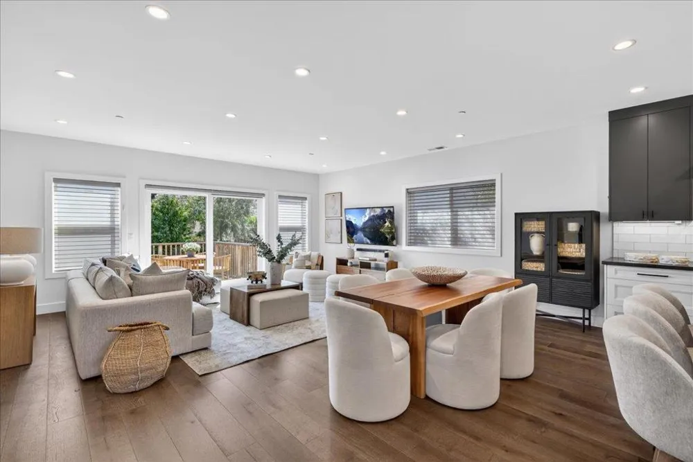 10200 Empire Avenue Cupertino, CA 95014
