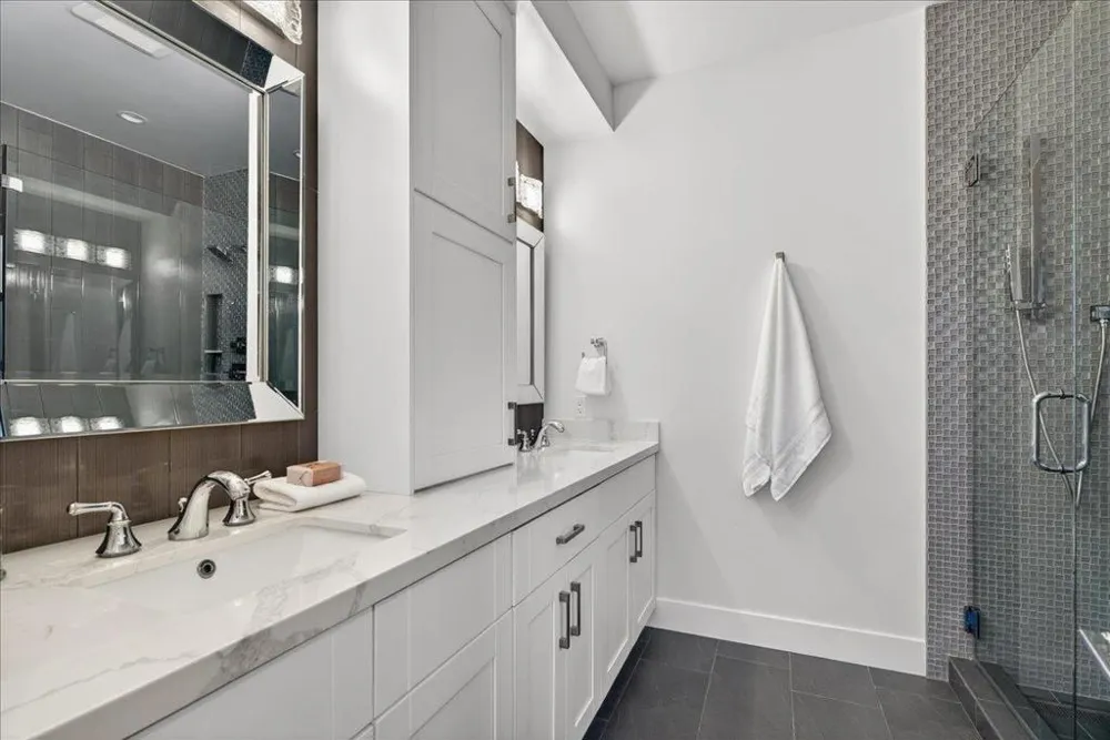 10200 Empire Avenue Cupertino, CA 95014