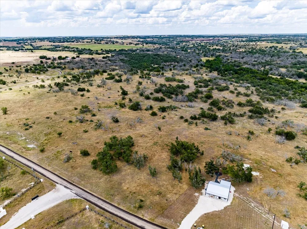 49 E Reeh Road Harper, TX 78631