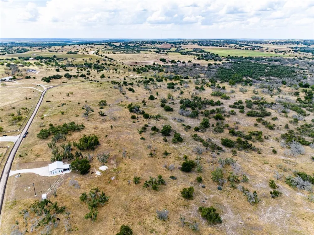 49 E Reeh Road Harper, TX 78631