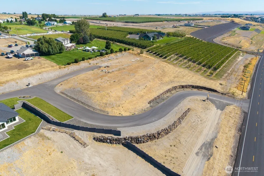 29 Columbia Bluff Lane Pasco, WA 99301