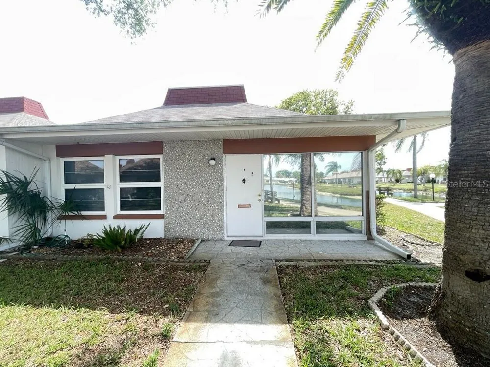 4326 TAHITIAN GARDENS CIRCLE #14E Holiday, FL 34691