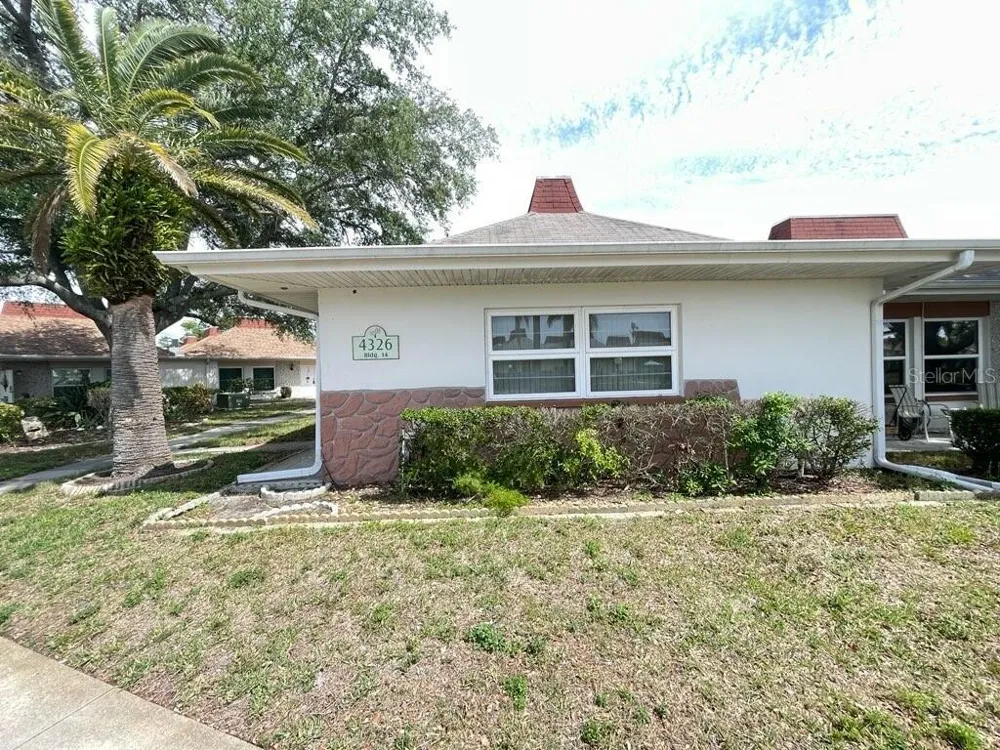 4326 TAHITIAN GARDENS CIRCLE #14E Holiday, FL 34691