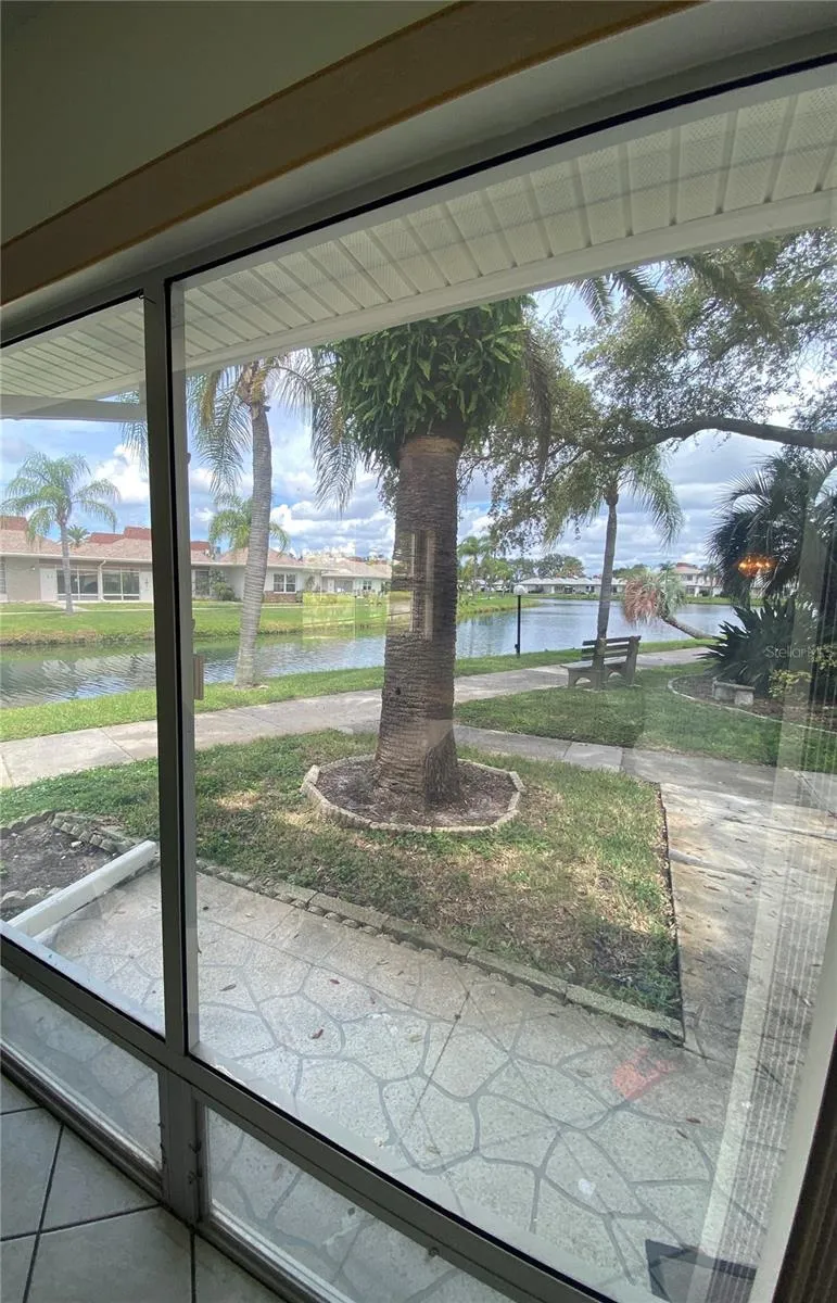 4326 TAHITIAN GARDENS CIRCLE #14E Holiday, FL 34691