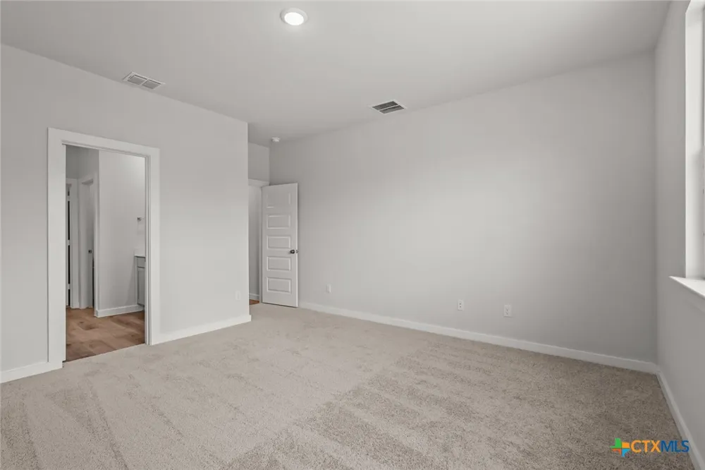 2528 Heritance Pass Seguin, TX 78155