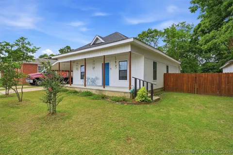1118 W Evergreen Street