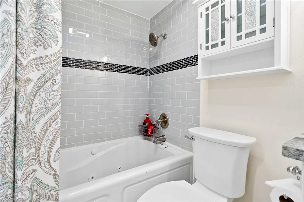 4242 Gulfbreeze Boulevard #302 Corpus Christi, TX 78402