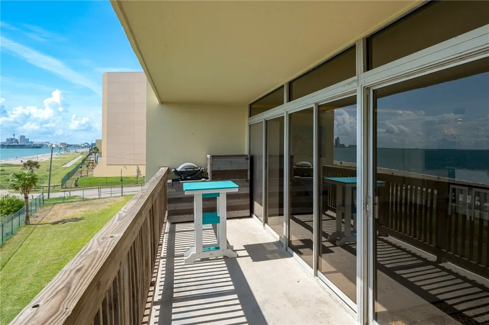 4242 Gulfbreeze Boulevard #302 Corpus Christi, TX 78402