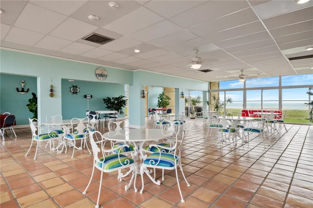 4242 Gulfbreeze Boulevard #302 Corpus Christi, TX 78402