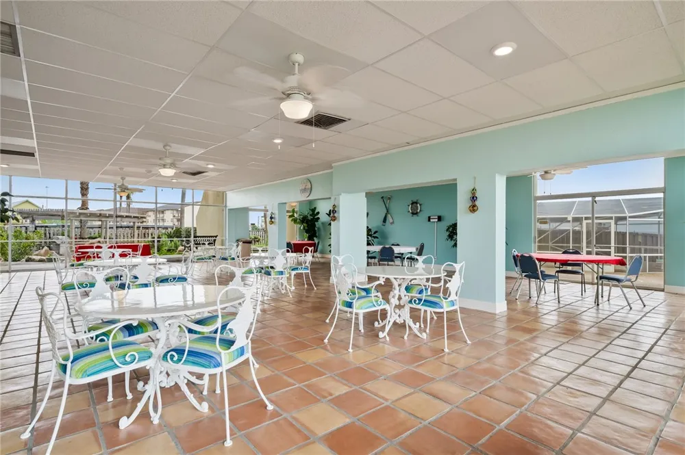 4242 Gulfbreeze Boulevard #302 Corpus Christi, TX 78402