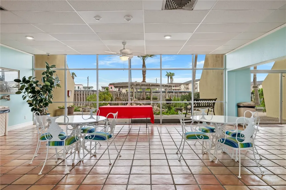 4242 Gulfbreeze Boulevard #302 Corpus Christi, TX 78402